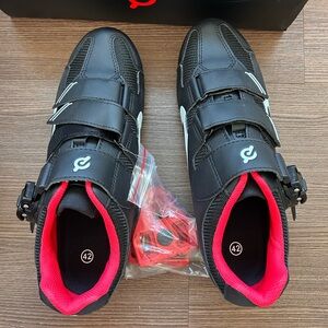 Peloton Cycling Shoes NWT